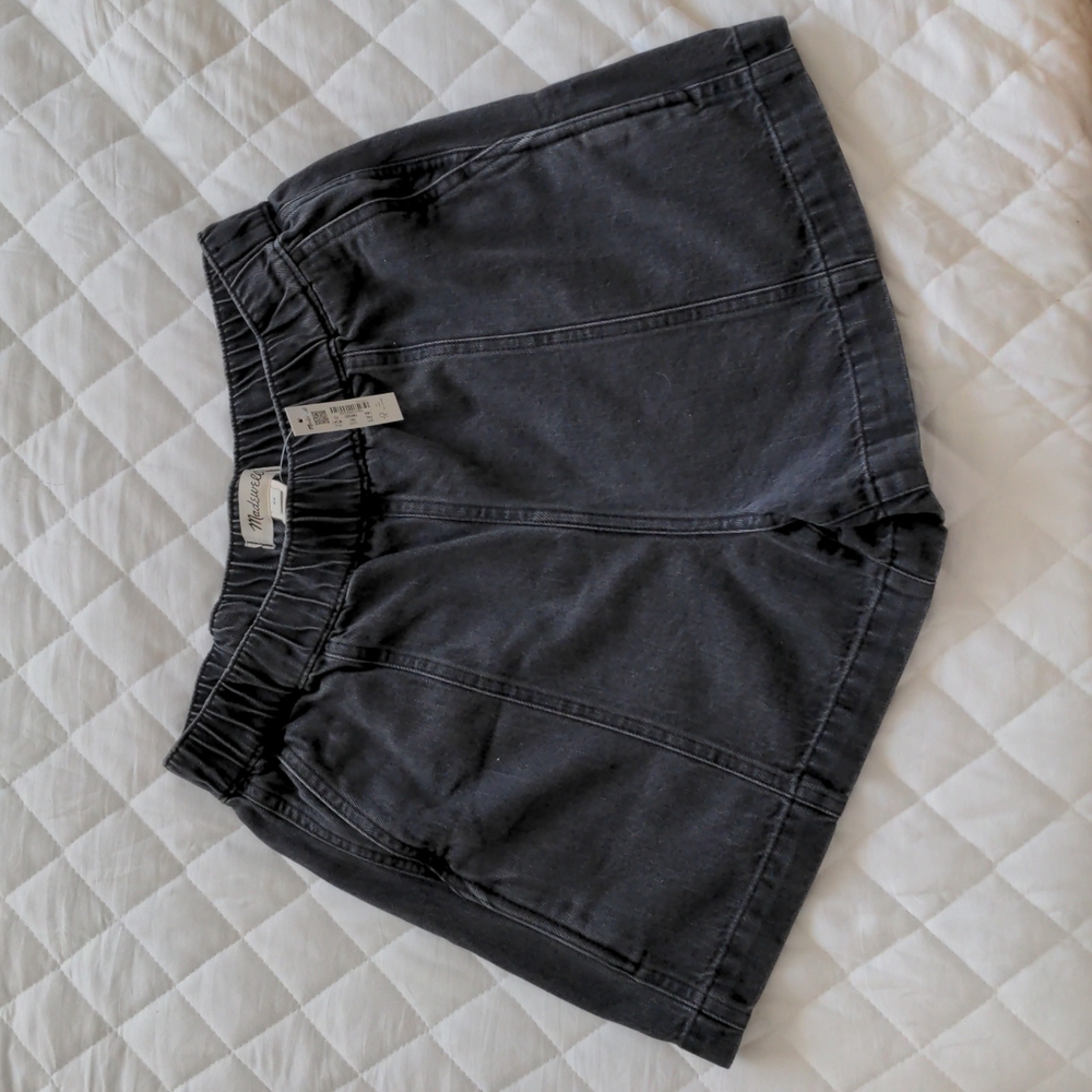 COPY - Madewell Denim Easy Pull-On Shorts in Lunar Wash: TENCEL Denim Edition
